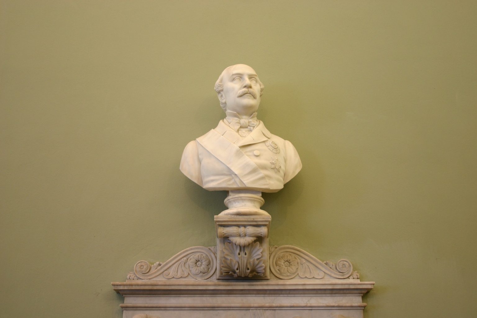 Luigi Carlo Farini's memorial, Municipality Hall, Russi, Italy - 02.JPG